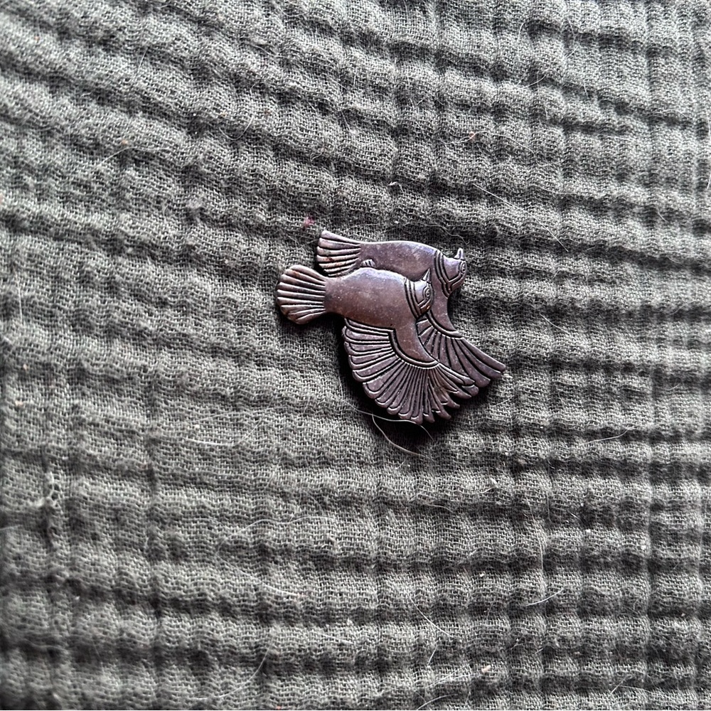 Laurel Burch sterling silver double bird Bird Brooch/pendant